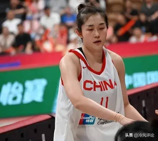 中国女篮94-47大胜新西兰 球员评分：3人完美、6人及格、2人拉胯。