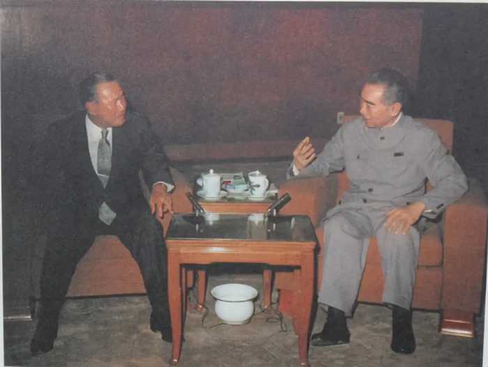 1972年9月25日，日本首相田中角荣访华，总理到机场迎接