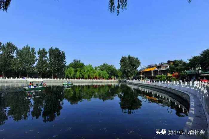 给您介绍雨天北京最美的六个地方